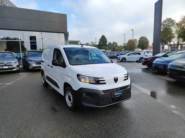 Peugeot Partner Furgone 1.2 Benzina 110cv M 3 Posti KM ZERO