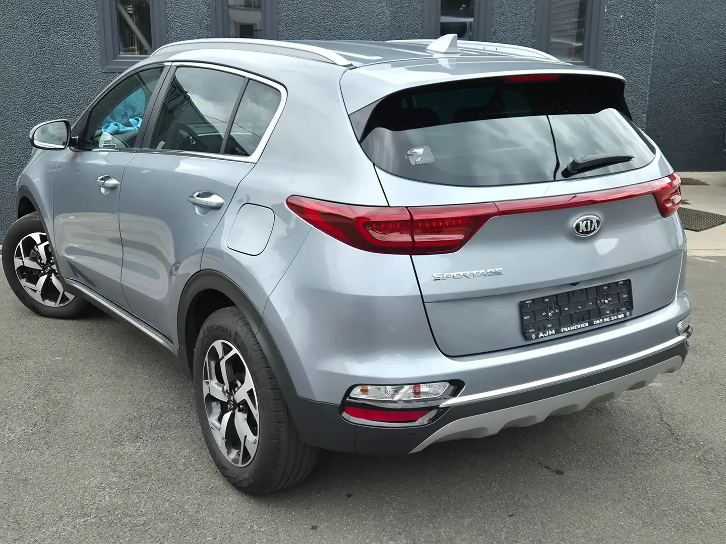 Kia Sportage Sportage 1.6 CRDi Edition ! 1er propriétaire ! Gris - 2