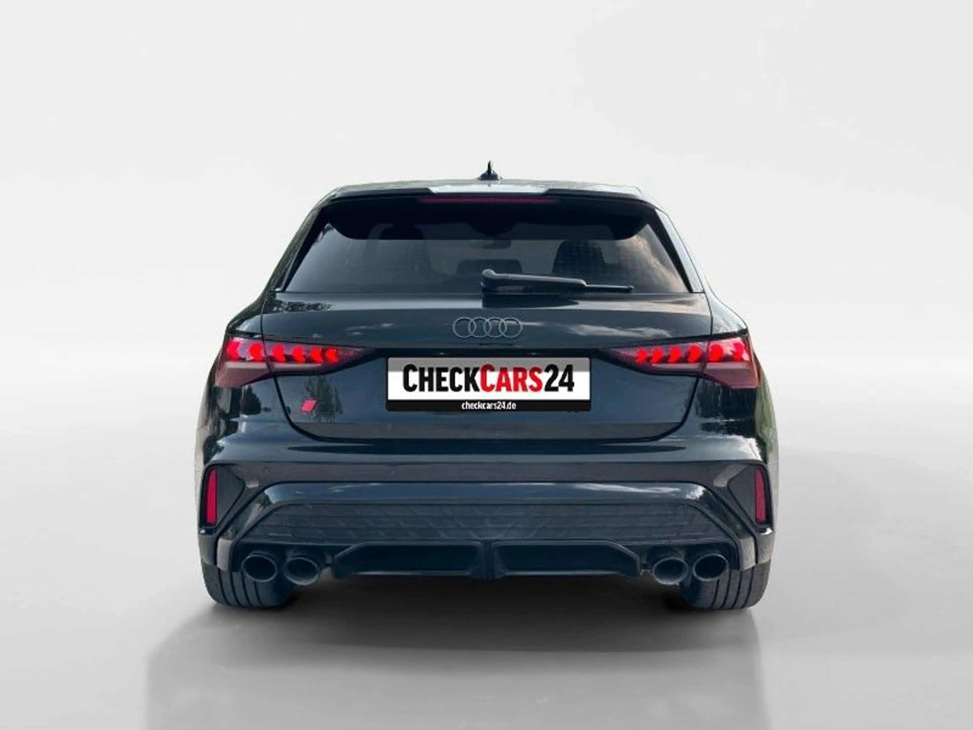 Audi S3 Sportback 2.0 TFSI quattro — photo 9