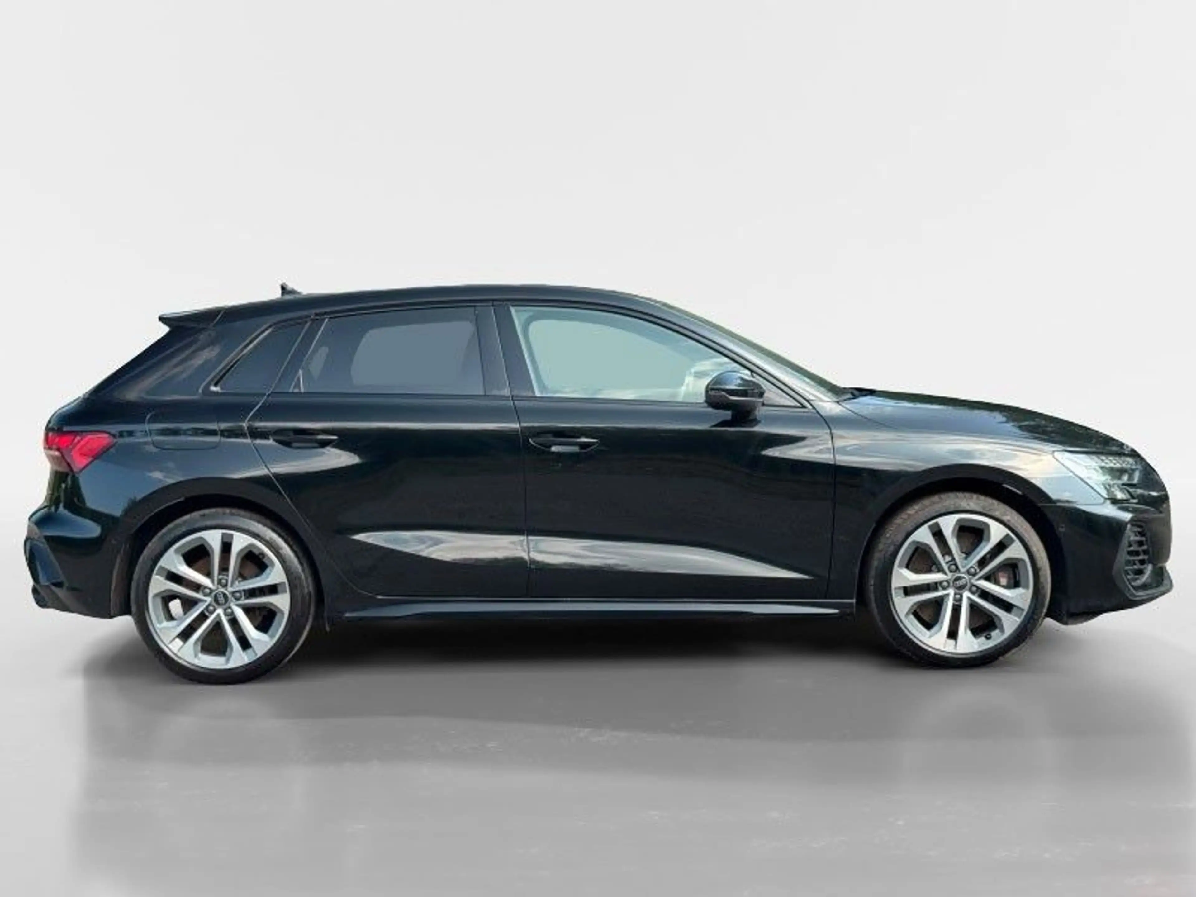 Audi S3 Sportback 2.0 TFSI quattro — photo 7
