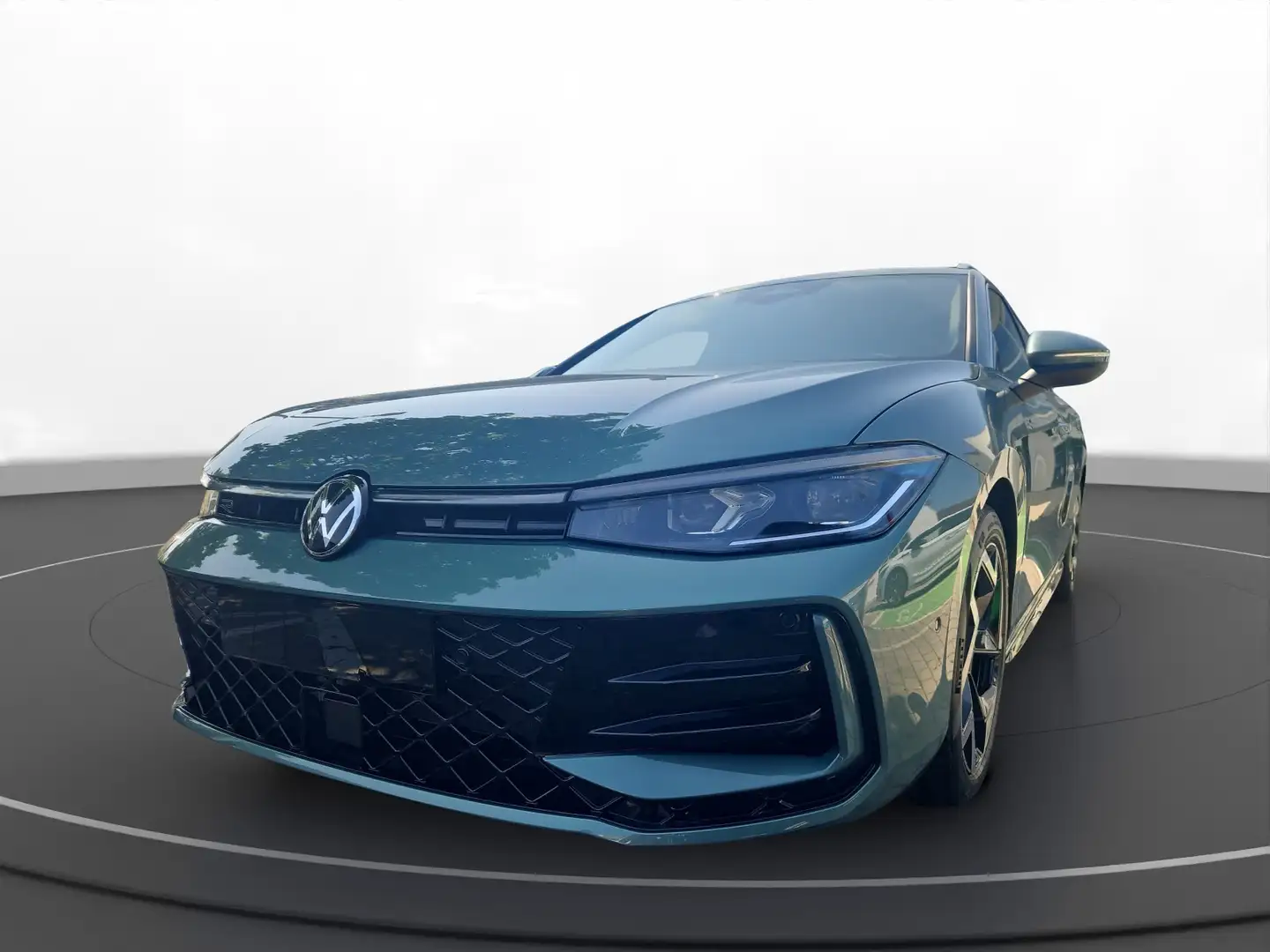 Volkswagen Passat Variant 2.0 TDI DSG 4MOTION R-Line | PANO Blau - 2