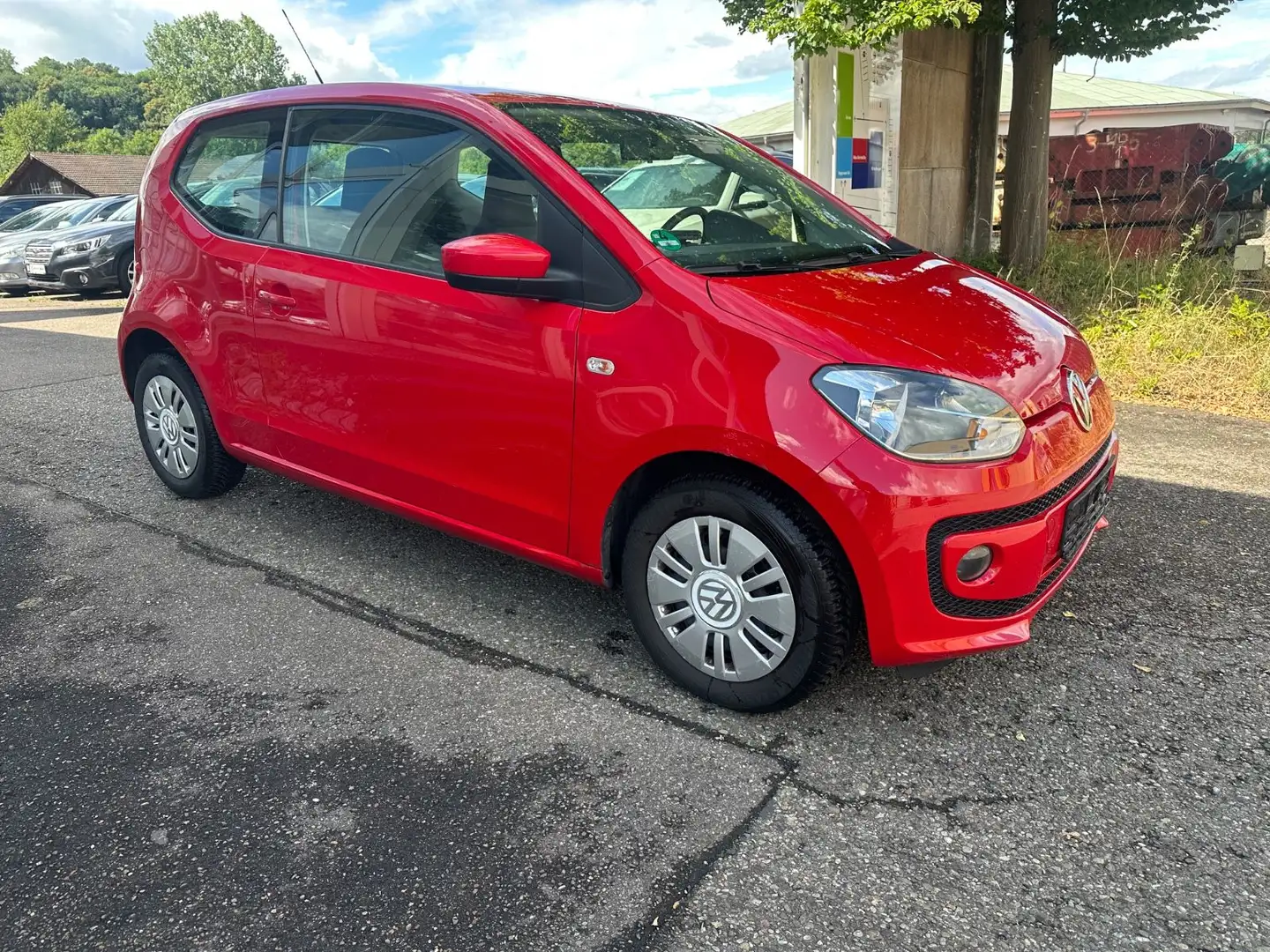 Volkswagen up! move 1.0 TÜV 4.2027 SHZ Klima Rouge - 2
