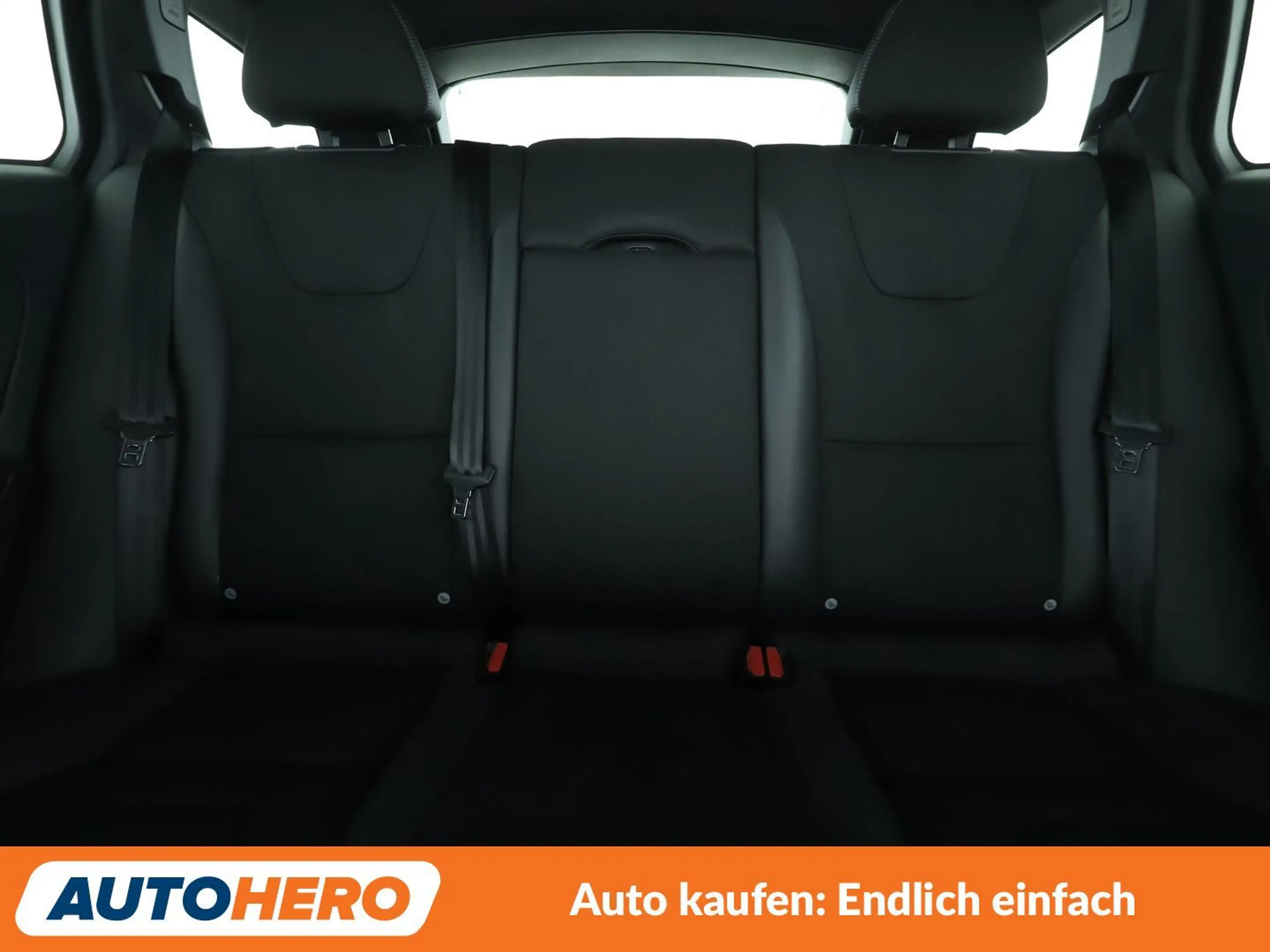 Volvo V60 Cross Country 2.0 D4 Momentum*NAV*BI-XENON*TEMPO*CAM*PDC*SHZ* — photo 15