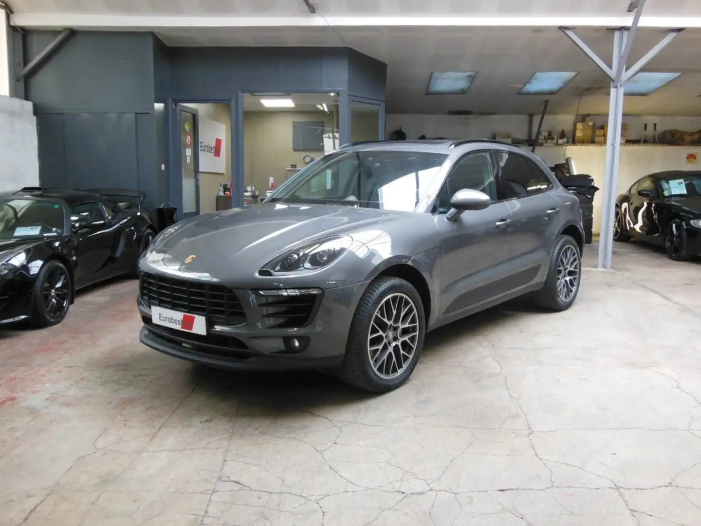 Porsche Macan (95B) 2.0 252CH PDK Gris - 1
