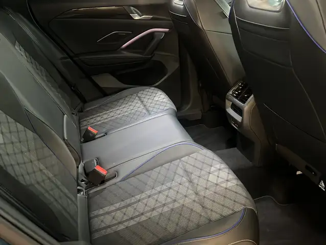 Volkswagen Tiguan view 10