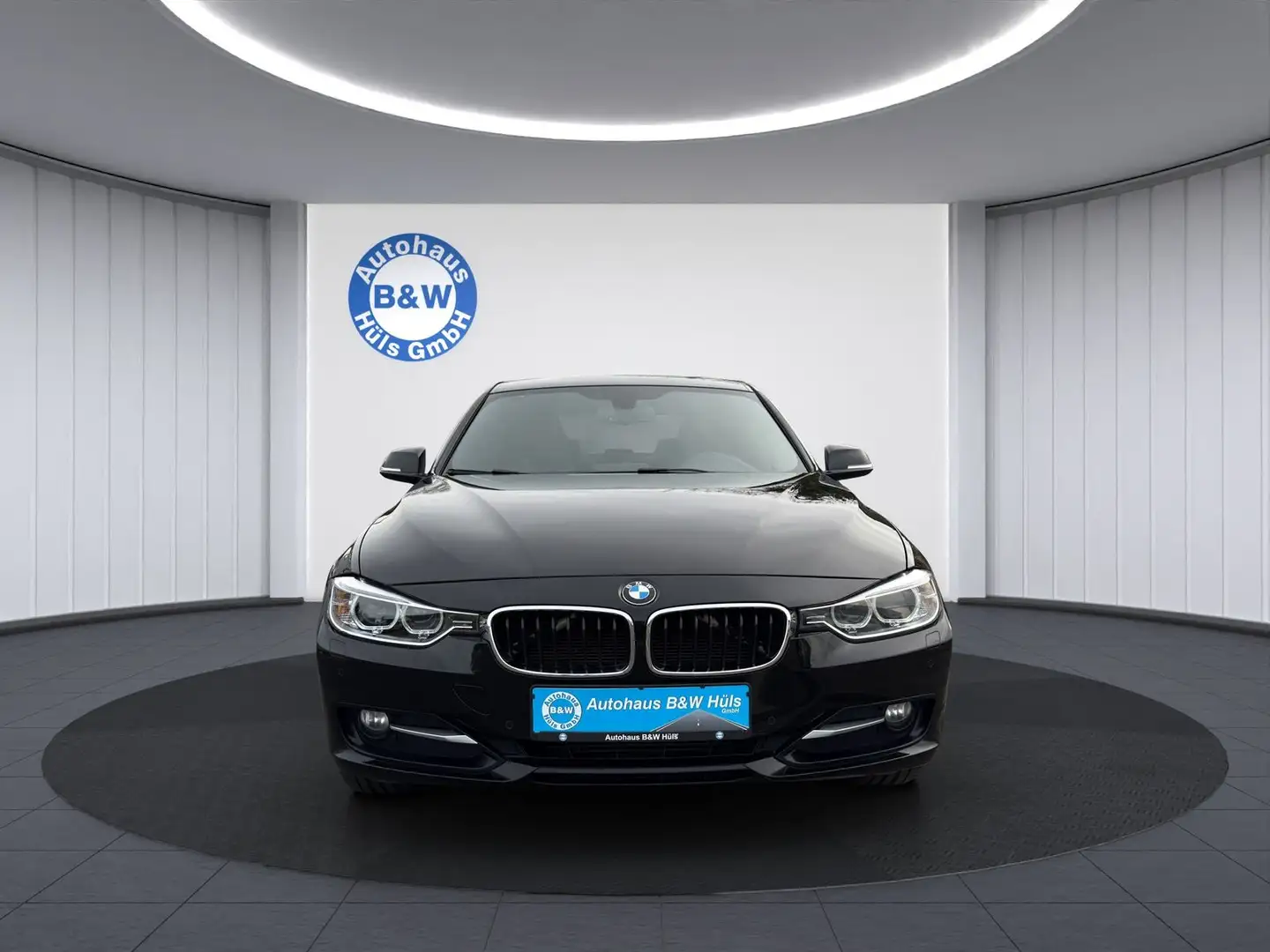 BMW 320 d Limousine*LEDER*LED*AUTOMATIK*SHZ*KLIMA Schwarz - 2