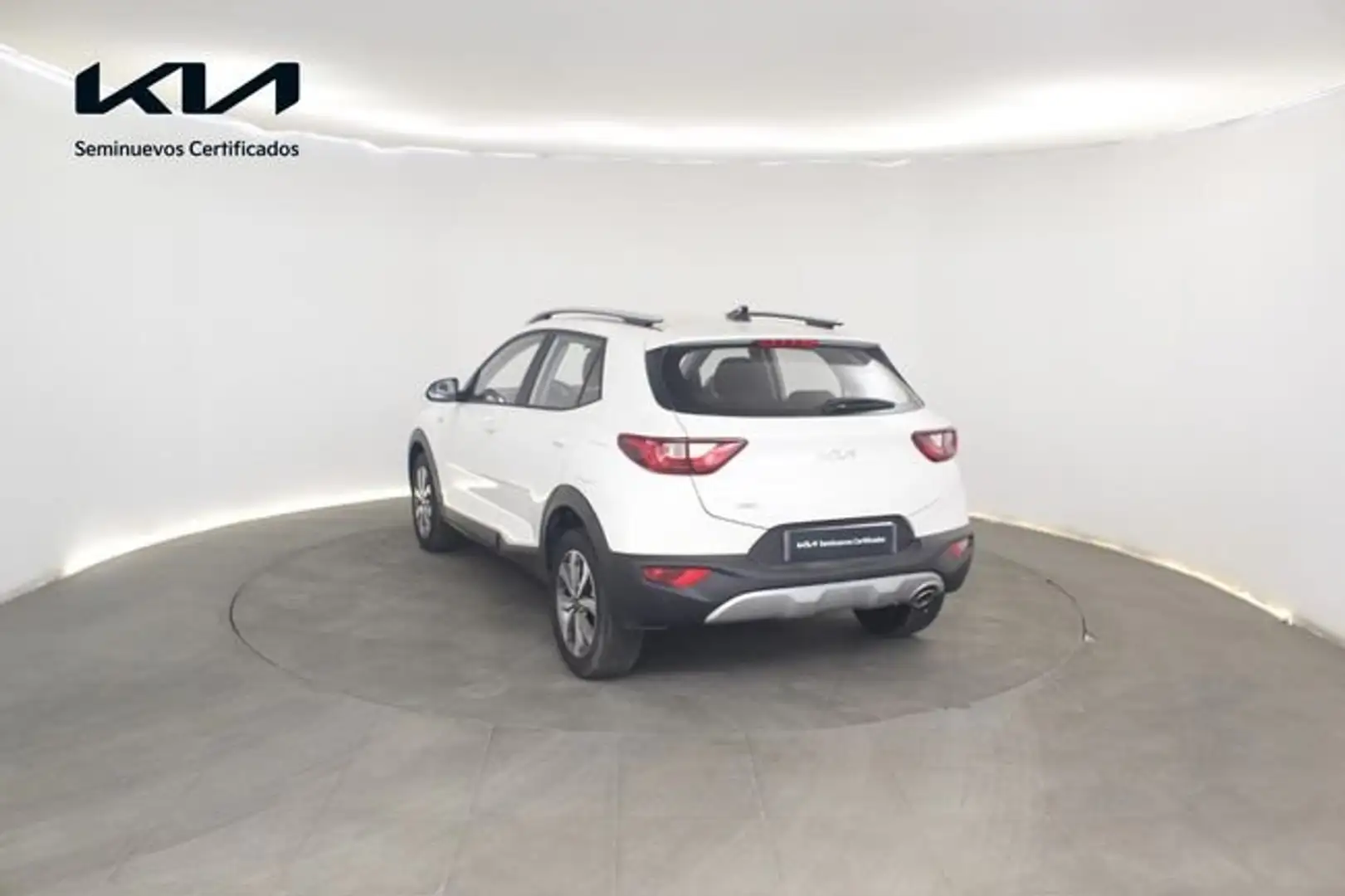 Kia Stonic 1.0 T-GDi 74kW (100CV) MHEV MT Concept Blanco - 2