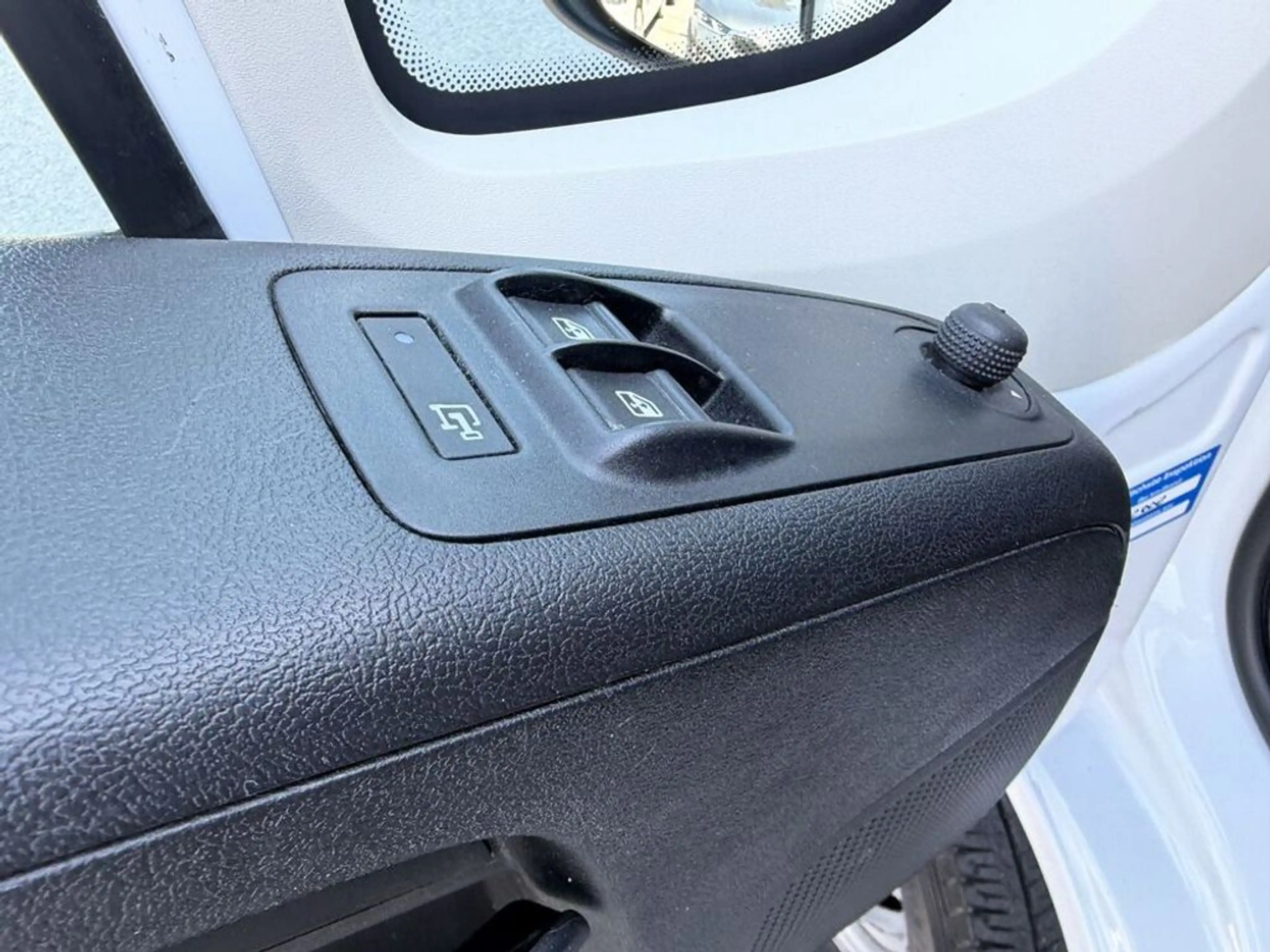 Peugeot Boxer 333 L3H2 BlueHDi 140 Stop&Start — photo 15