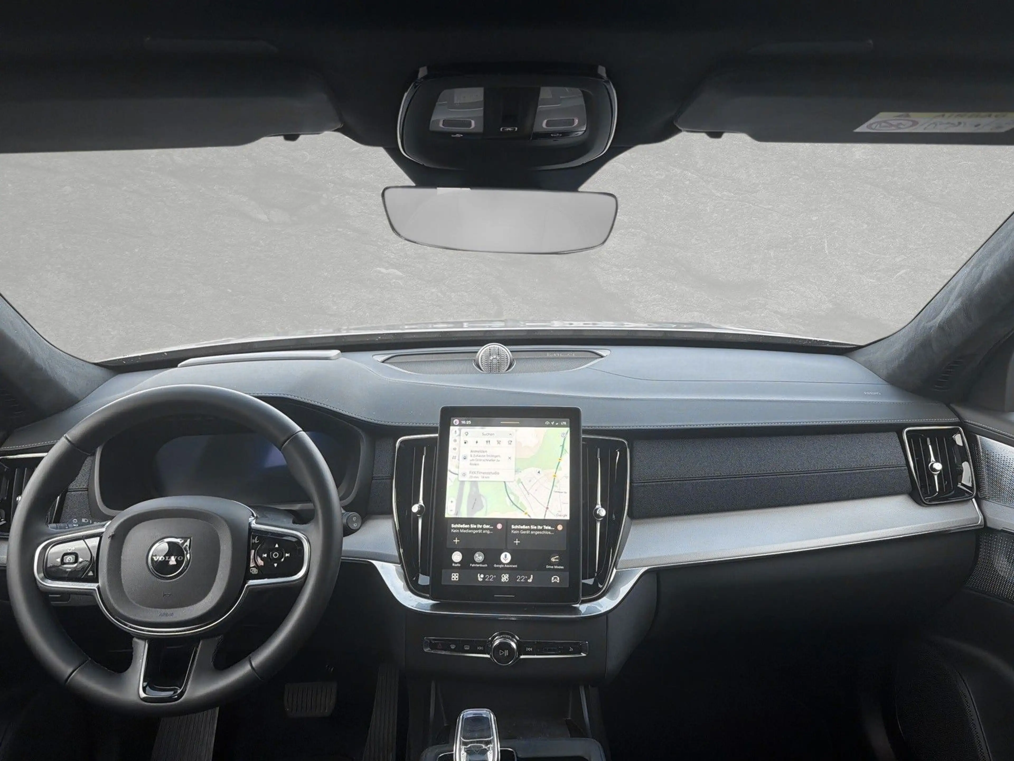 Volvo XC90 T8 AWD Black Edition Ultra 7-Sitzer AHK ACC — photo 4