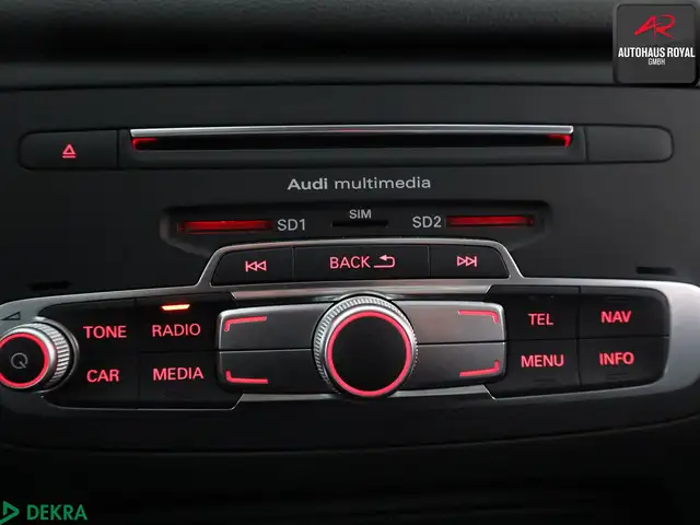 Audi RS Q3 view 20
