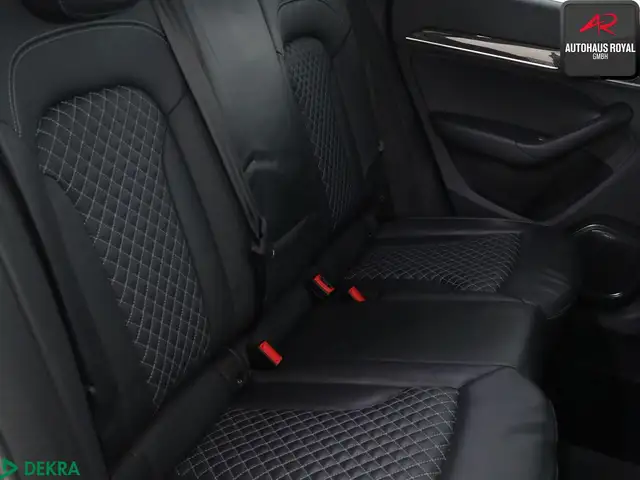Audi RS Q3 view 13