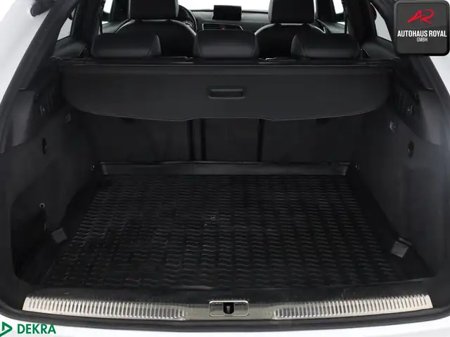 Audi RS Q3 view 27
