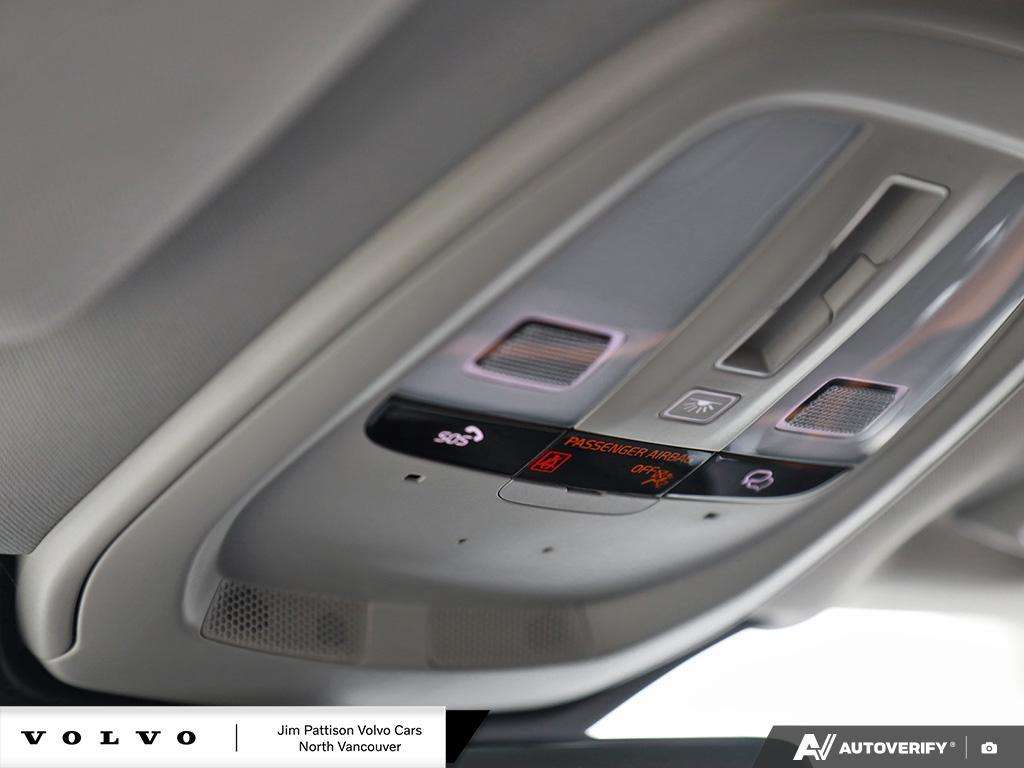 2024 Volvo XC90 T8 eAWD PHEV Plus Bright 7-Seater - HOV Access thumb 23