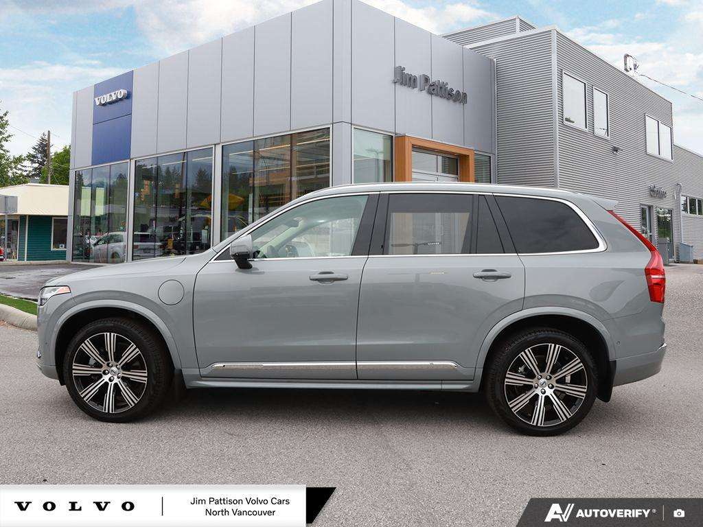 2024 Volvo XC90 T8 eAWD PHEV Plus Bright 7-Seater - HOV Access alt 3