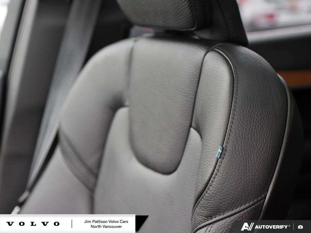 2024 Volvo XC90 T8 eAWD PHEV Plus Bright 7-Seater - HOV Access thumb 24