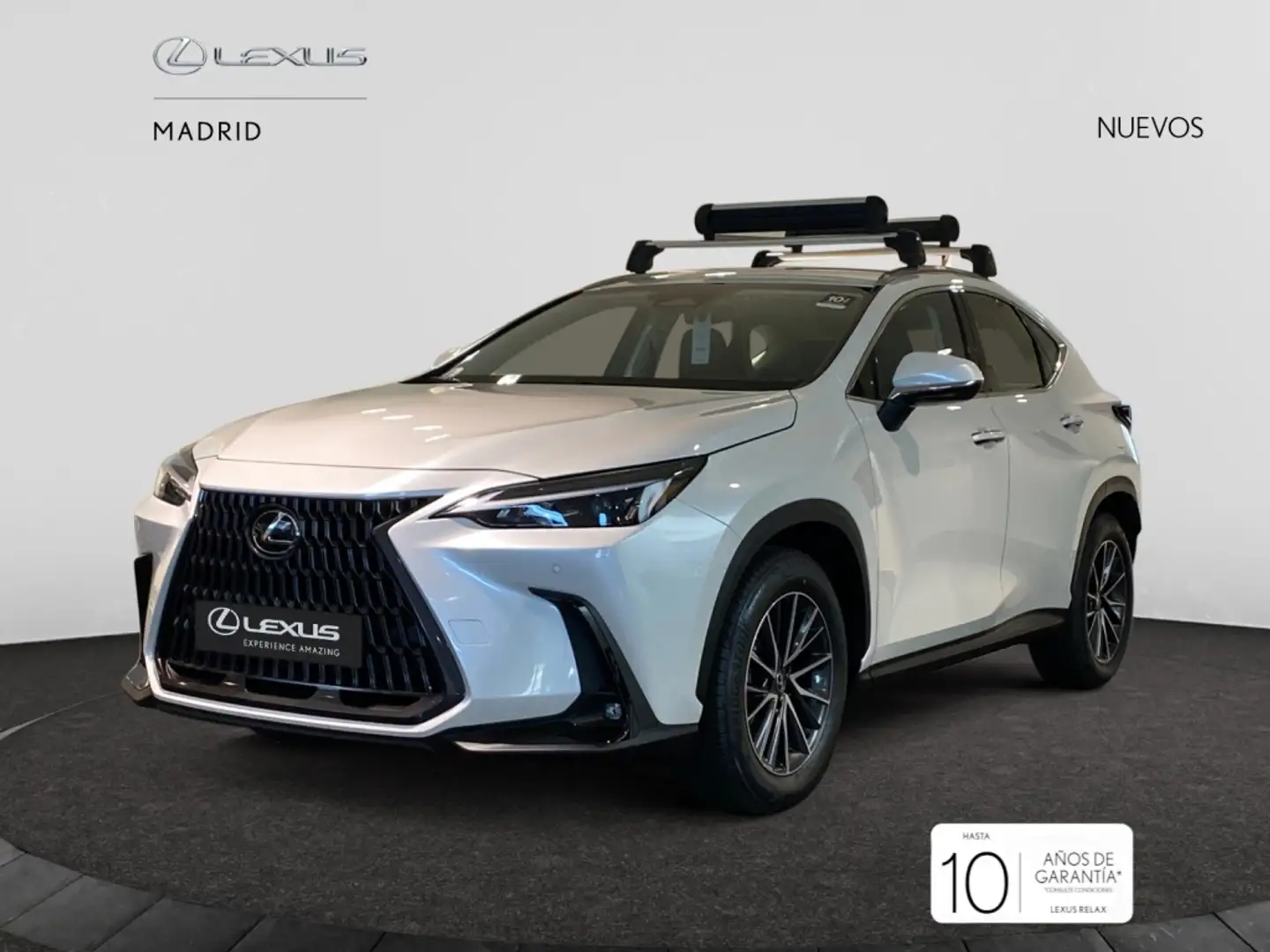 Lexus NX 350h Premium 2WD Negro - 2