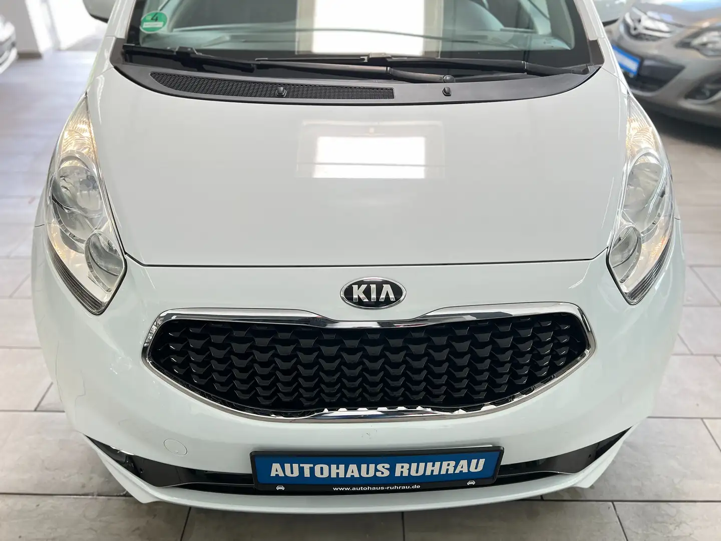 Kia Venga Attract Bianco - 2