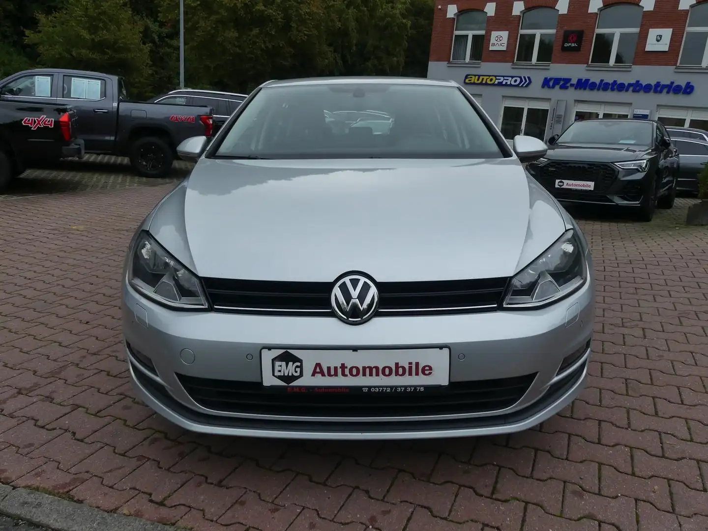 Volkswagen Golf 1.6 TDI*Klimaauto*Sitzhzg*PDC Silber - 2