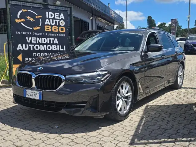 BMW 5 Series view 3