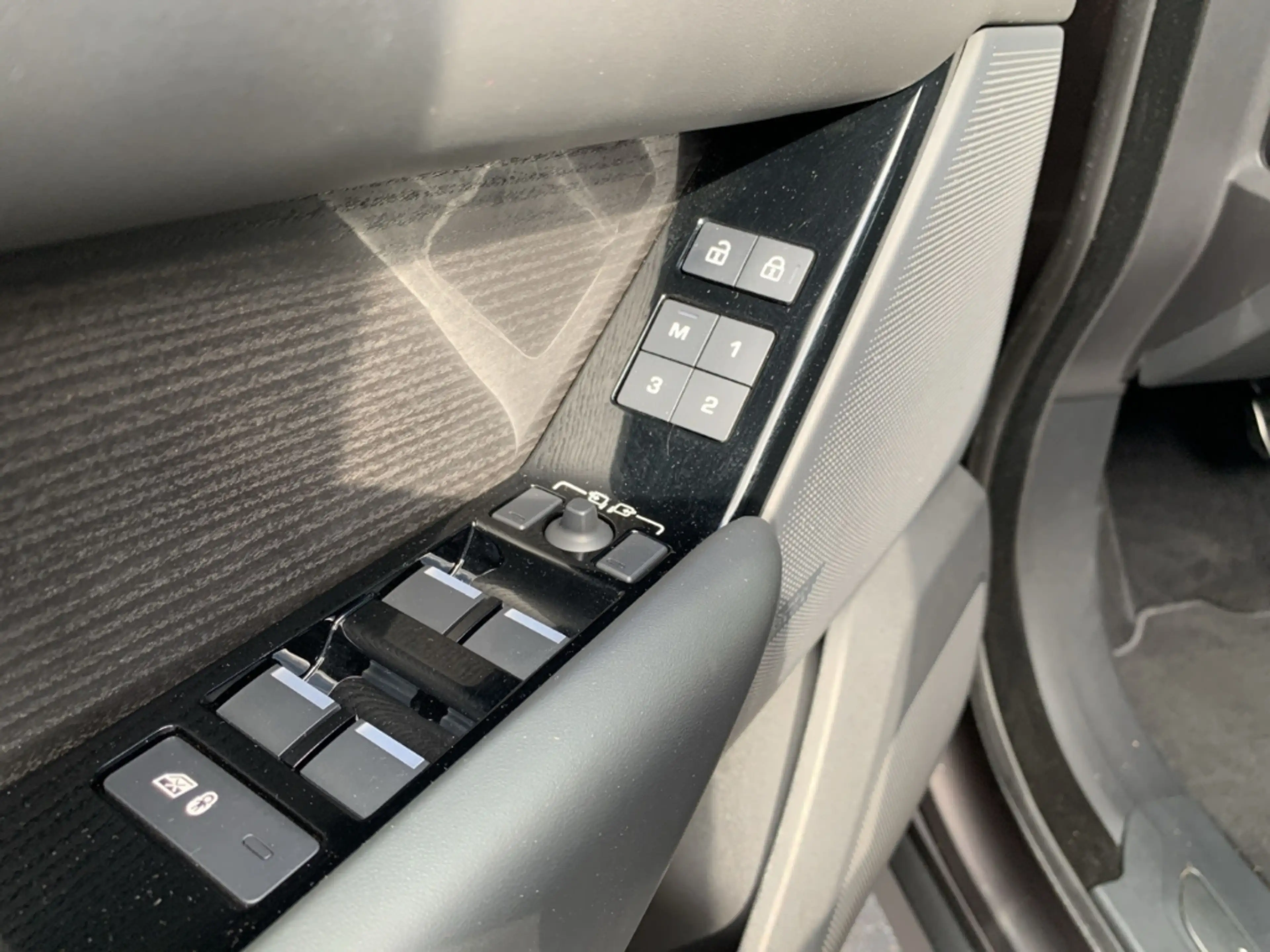 Land Rover Range Rover Velar D300 AUTOBIOGRAPHY PAN+HUD+ACC — photo 14