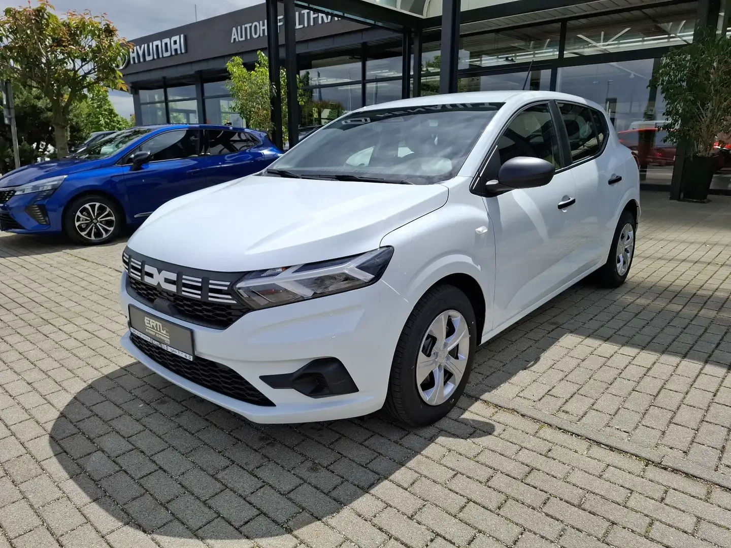 Dacia Sandero Essential TCe 90 Blanco - 1