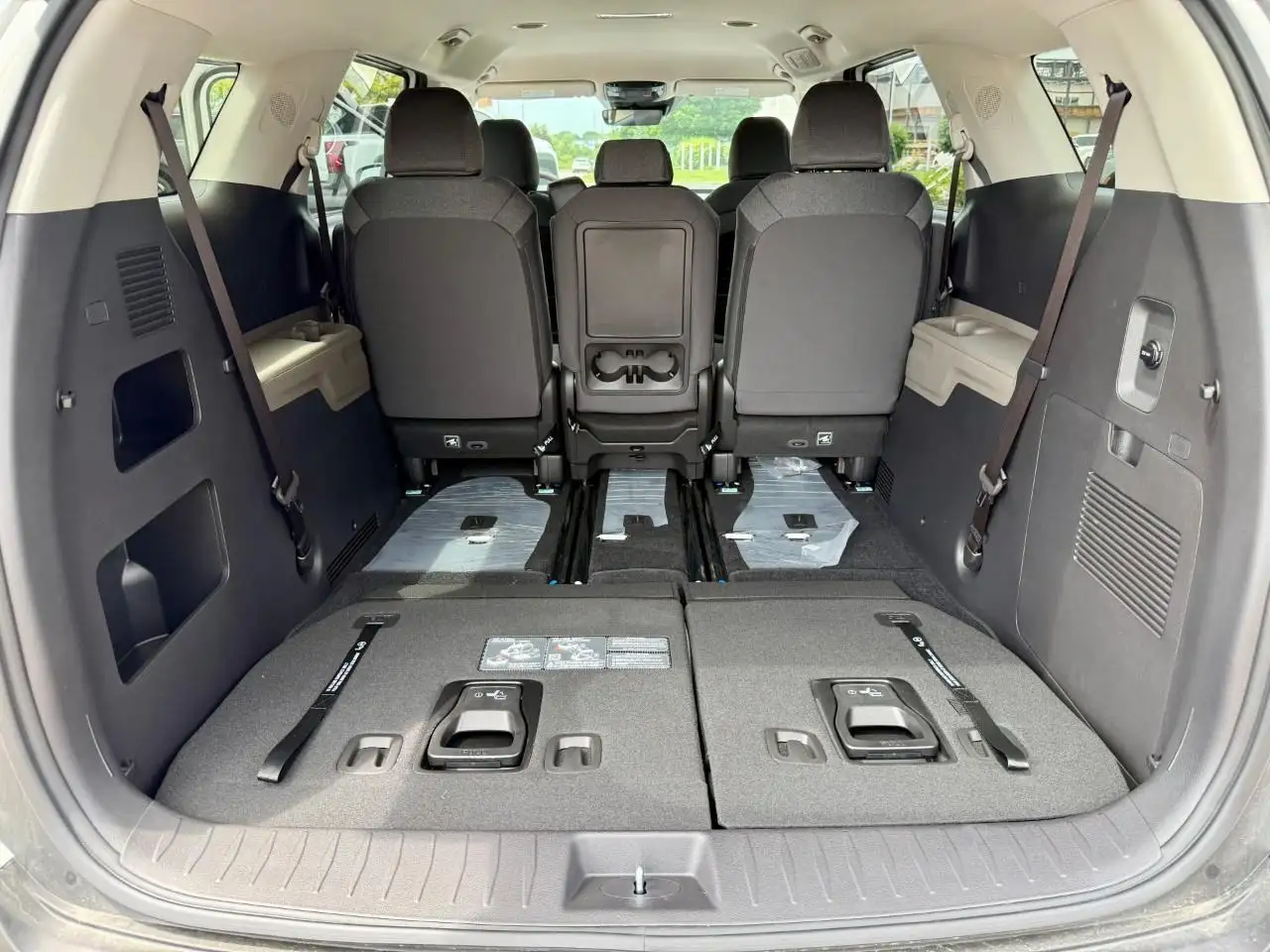 Kia Carnival fotografie Kia Carnival