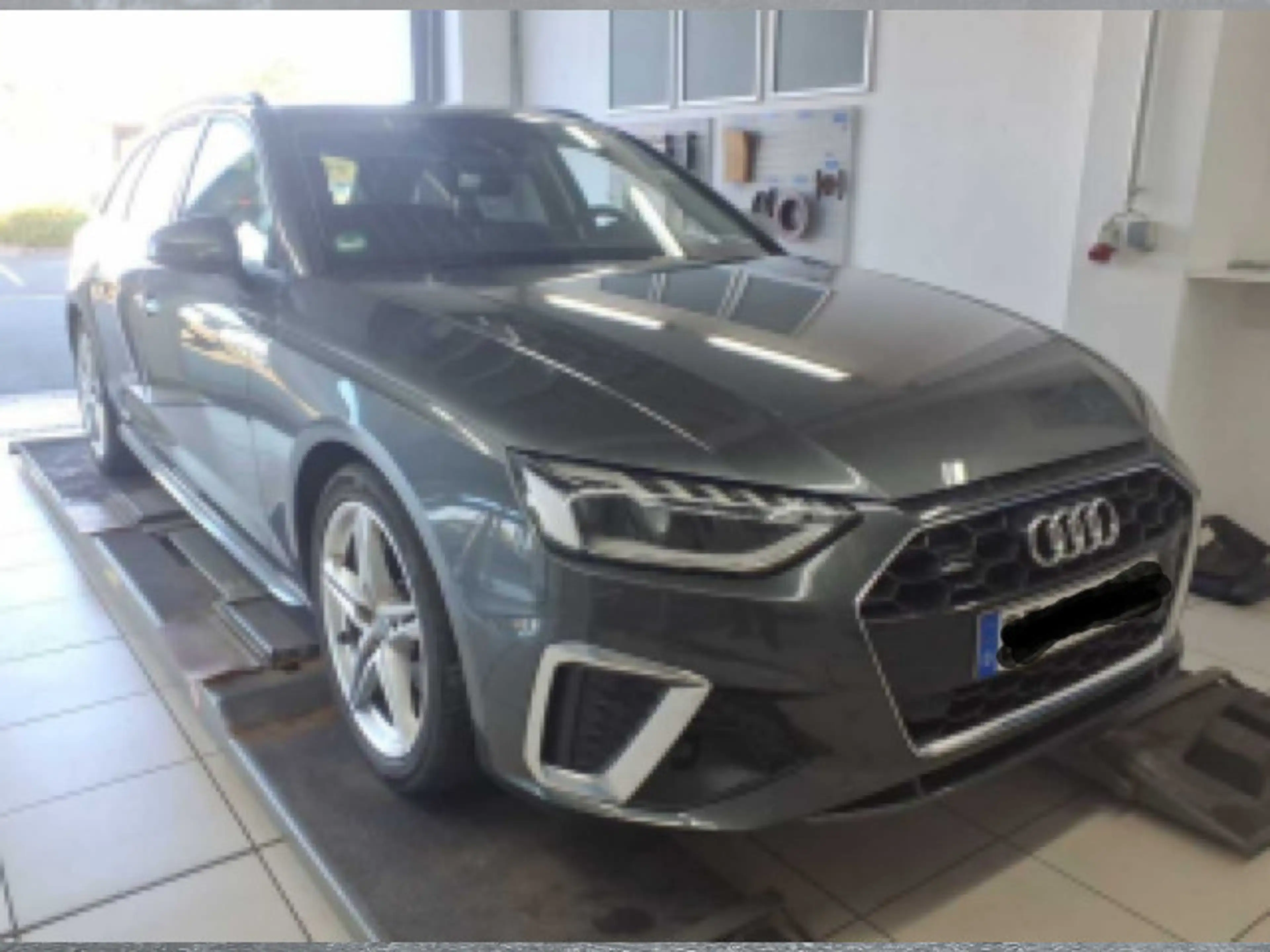 Audi A4 40 TDI QU S-TR S-LINE LED+NAVI+PDC+GRA — photo 2