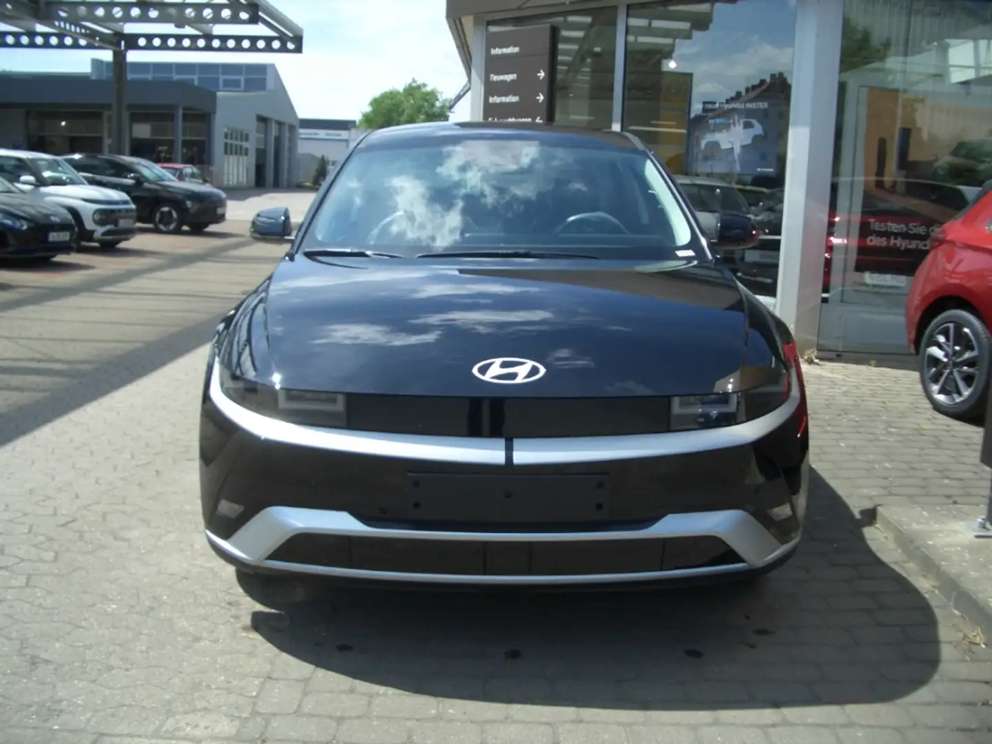 Hyundai IONIQ 5 FL MJ25 63 kWh 2WD Dynamiq, el. Heckklappe Noir - 2