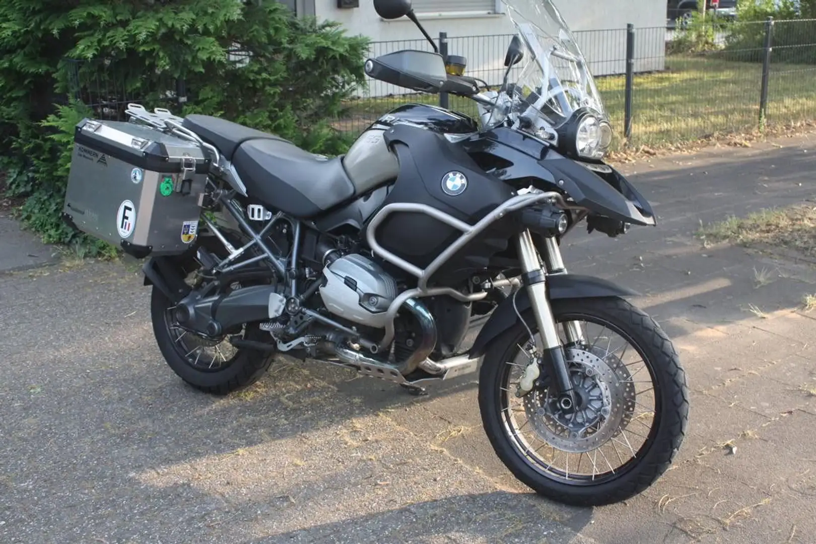 BMW R 1200 GS Adventure 90 Jahre Edition Schwarz - 2