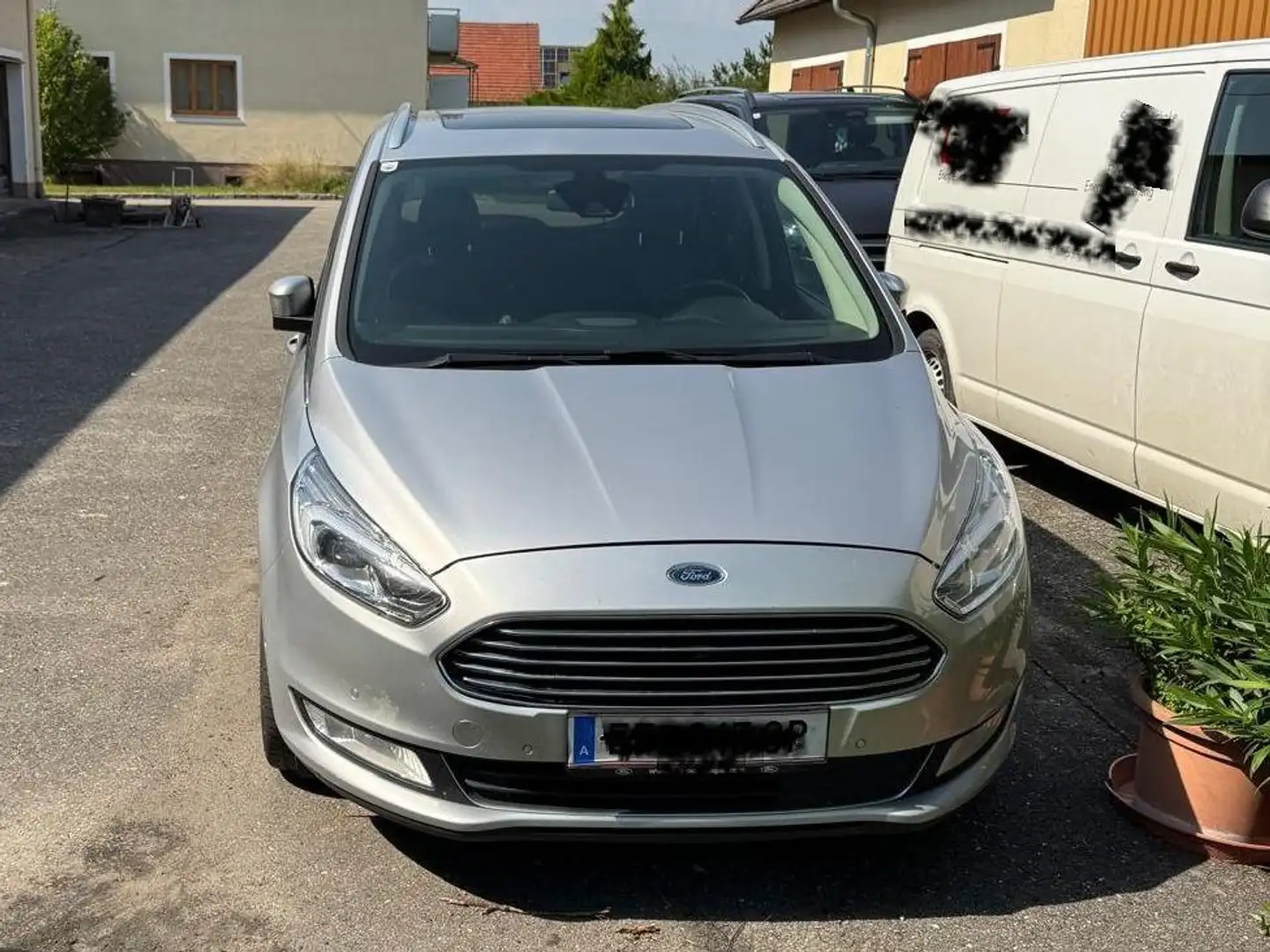 Ford Galaxy Galaxy 2,0 TDCi AWD Titanium Start/Stop Powershift Silber - 2