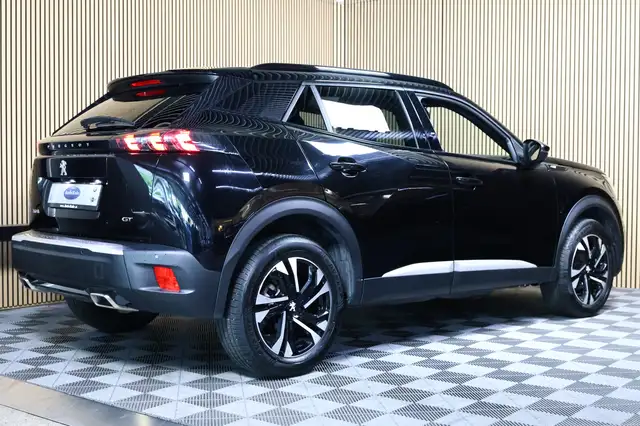 Peugeot 2008 view 5