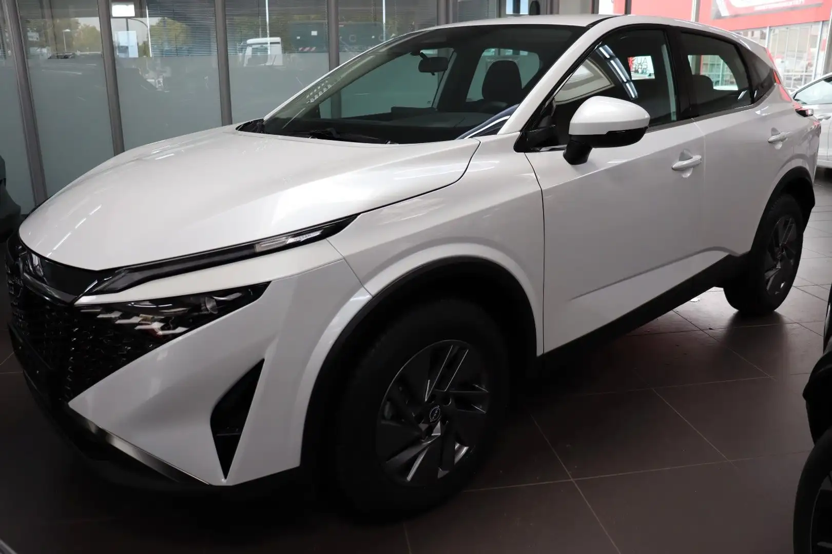 Nissan Qashqai 1.3 AT MHEV MJ2025 Carplay LED Klimauto Weiß - 1
