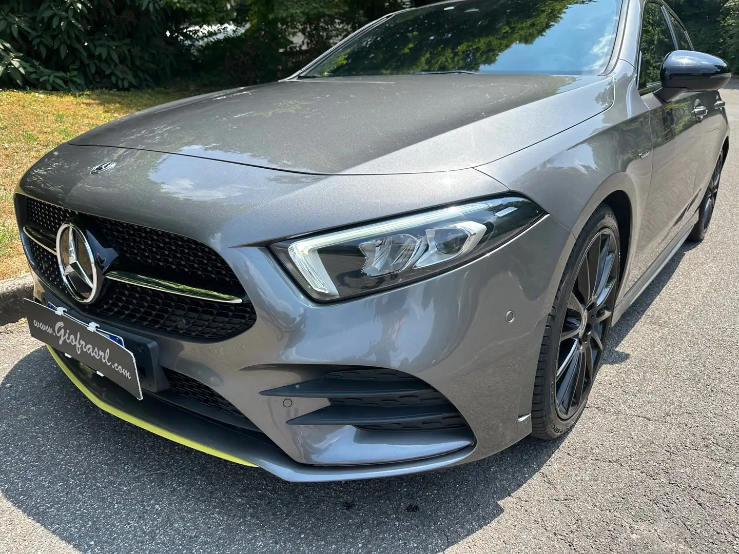 Mercedes-Benz A 250 Edition1 auto PACK LUCI Gris - 2