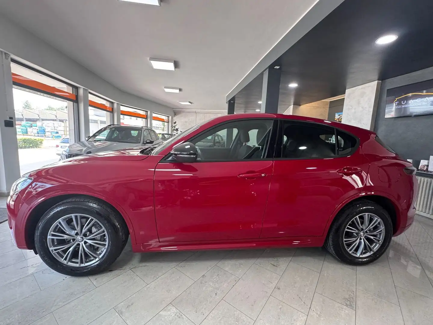 Alfa Romeo Stelvio Super 2.2 Rouge - 2