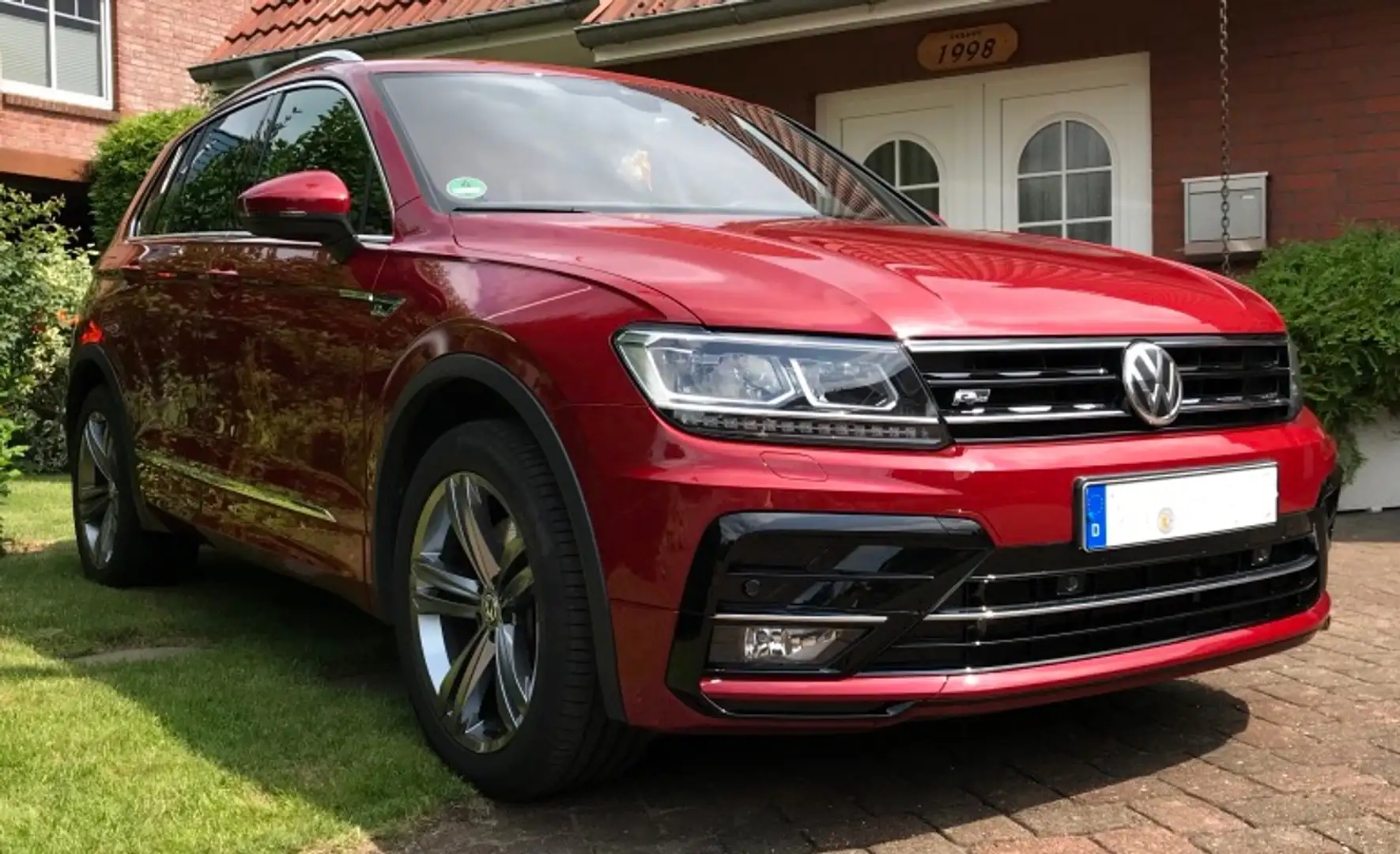 Volkswagen Tiguan Tiguan 2.0 TSI 4Motion (BlueMotion Technology) DSG Rot - 1