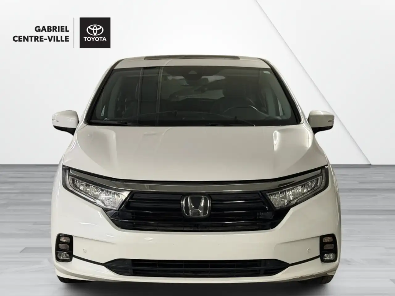 Honda Odyssey снимка Honda Odyssey