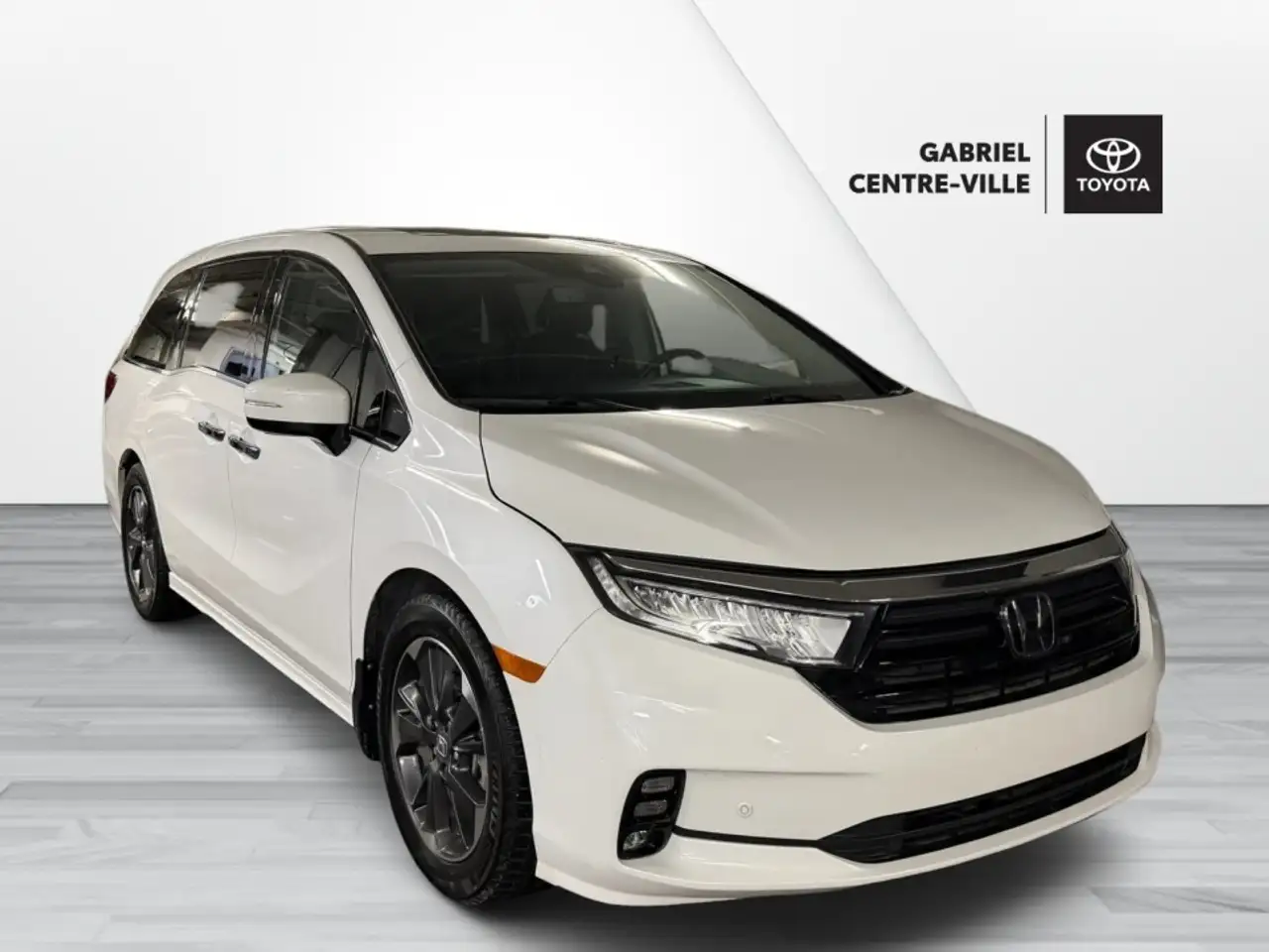 Honda Odyssey снимка Honda Odyssey