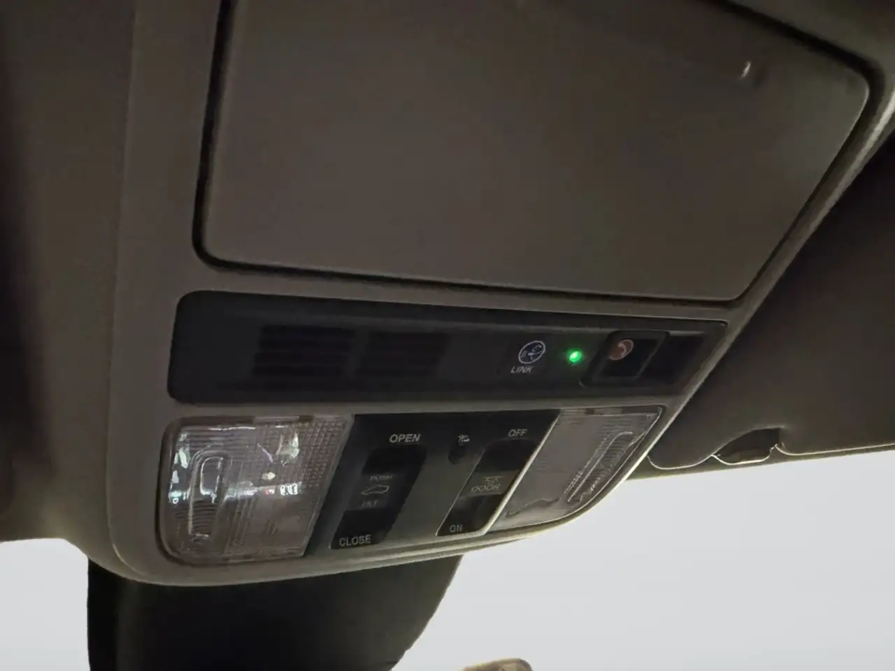 Honda Odyssey снимка Honda Odyssey