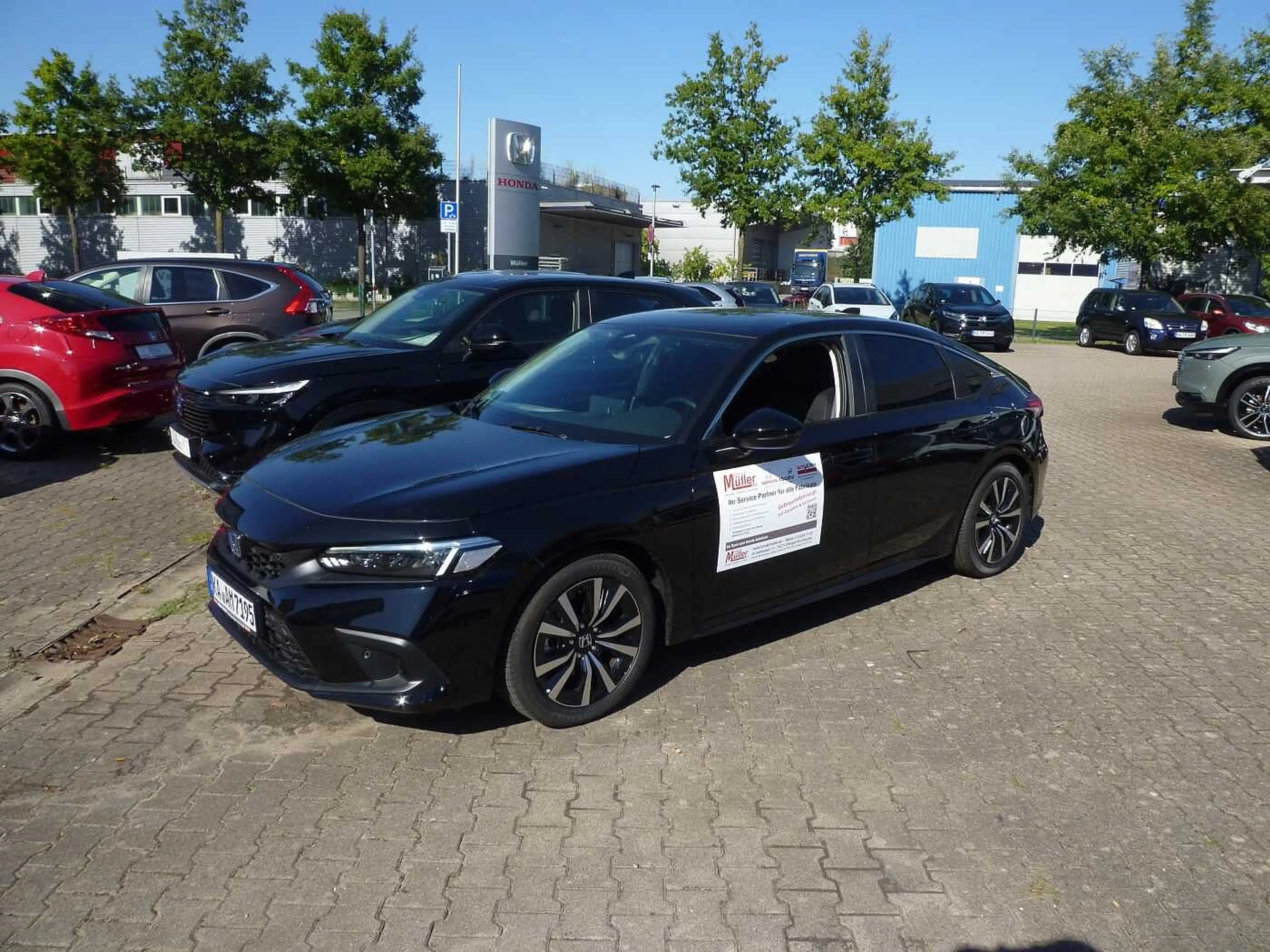 Honda Civic e:HEV 2.0 i-MMD Hybrid Elegance — photo 2