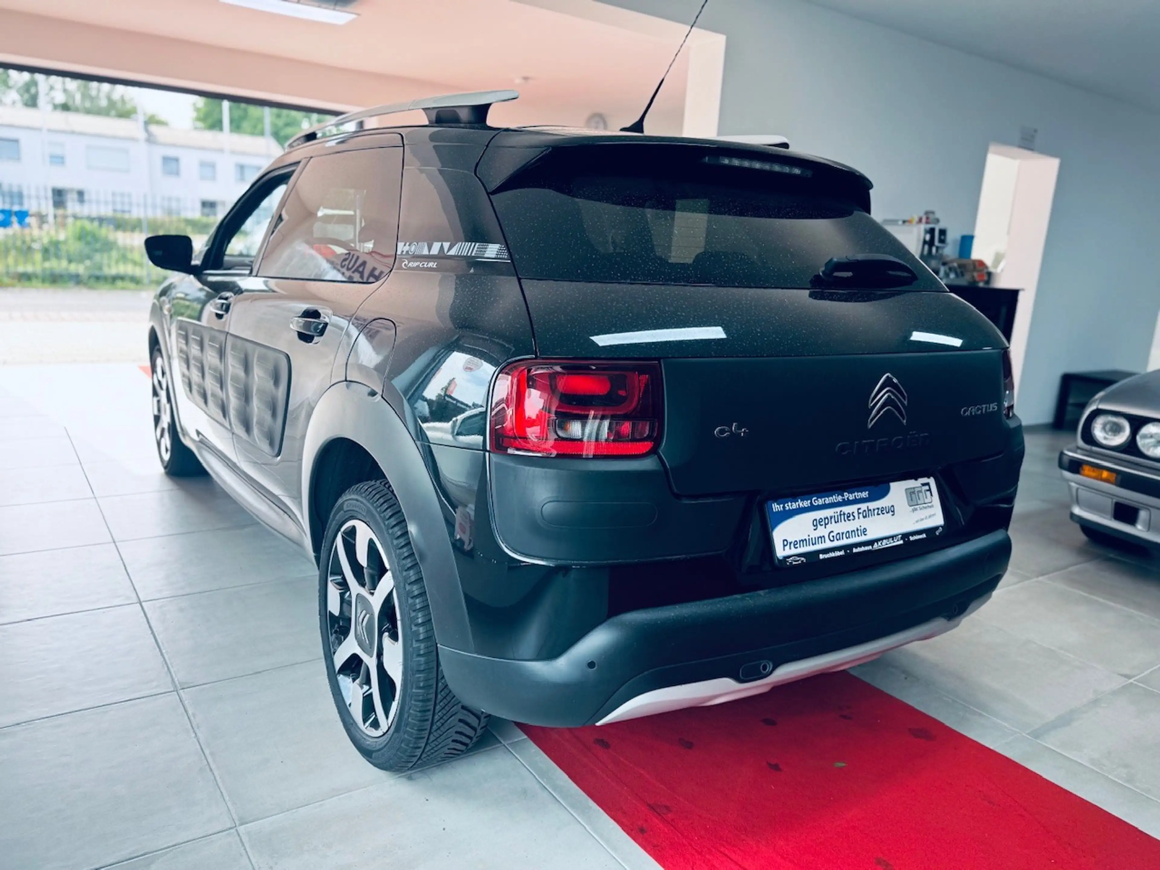 Citroen C4 Cactus Rip Curl*1.Hand+Finanzierung+Garntie+Inspektion* — photo 8