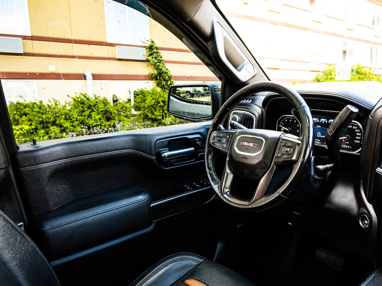 GMC Sierra 1500 снимка GMC Sierra 1500