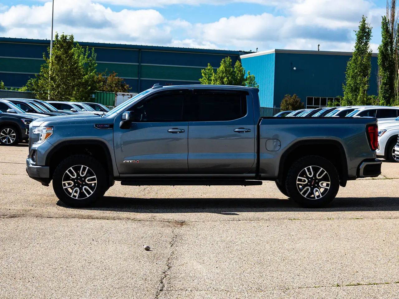 GMC Sierra 1500 снимка GMC Sierra 1500