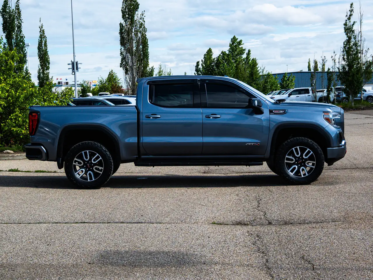 GMC Sierra 1500 снимка GMC Sierra 1500