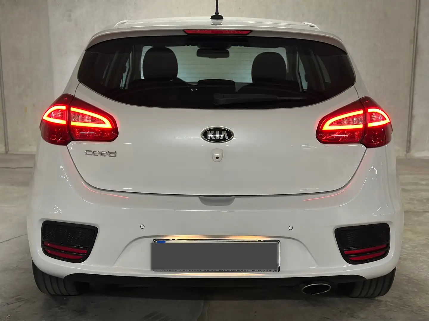 Kia Ceed / cee'd 1.6i Sense DCT - 2