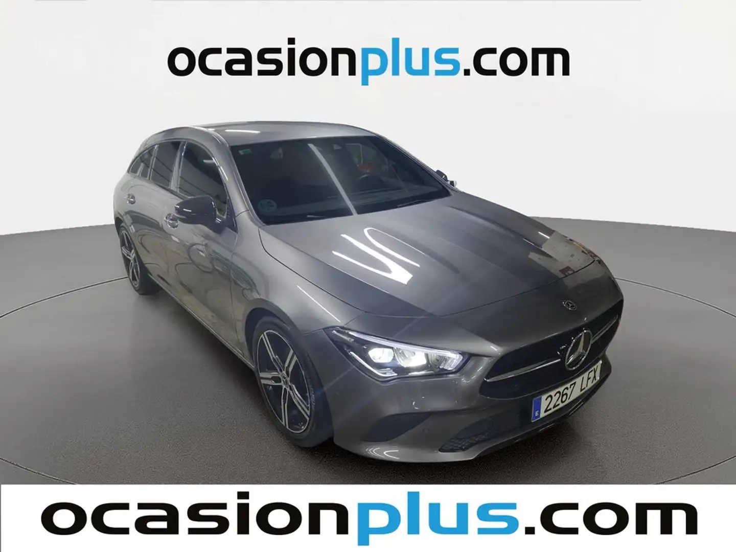 Mercedes-Benz CLA 180 Shooting Brake 7G-DCT Gris - 2