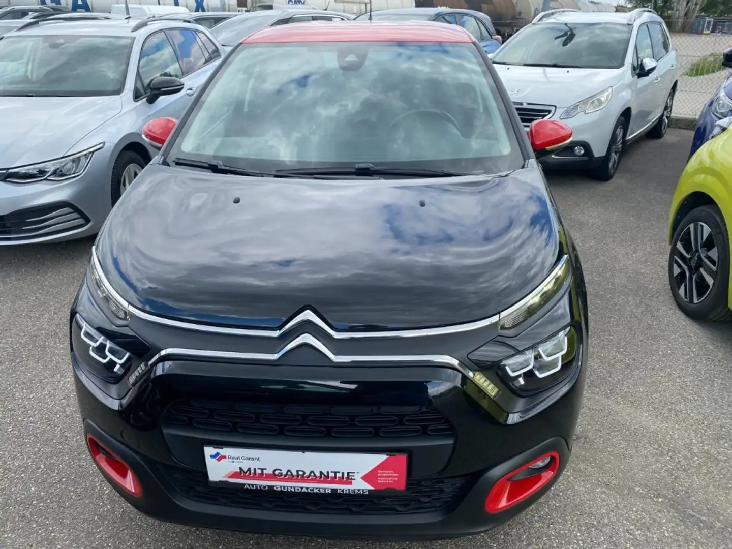Citroen C3 PT83 SHINE Schwarz - 2