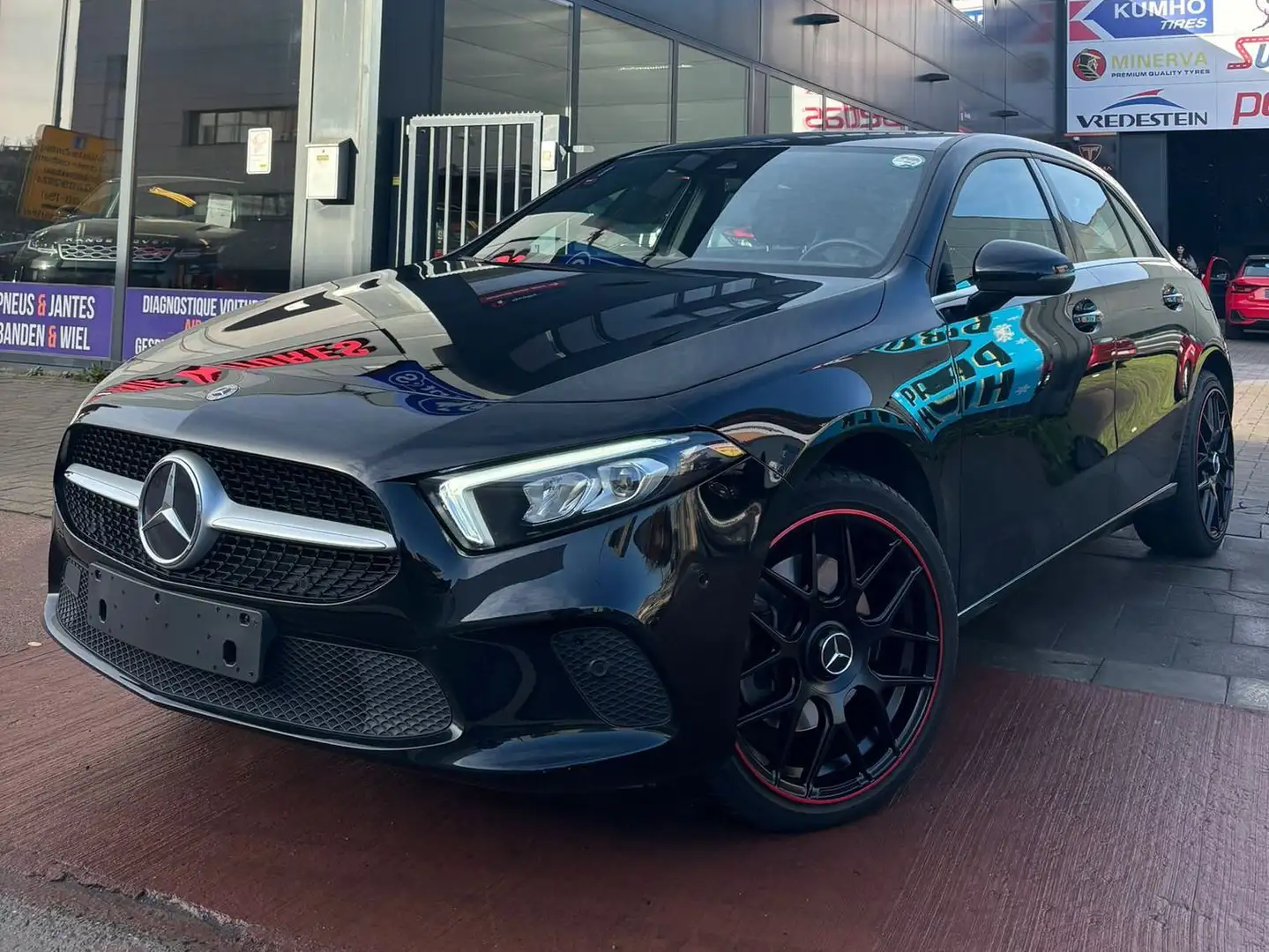 Mercedes-Benz A 250 Mercedes-Benz A 250 Чёрный - 1
