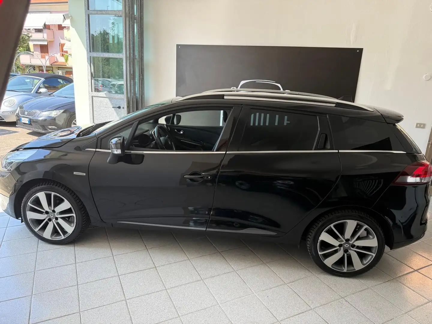 Renault Clio Clio IV Sporter Sporter 1.5 dci Costume National Noir - 2
