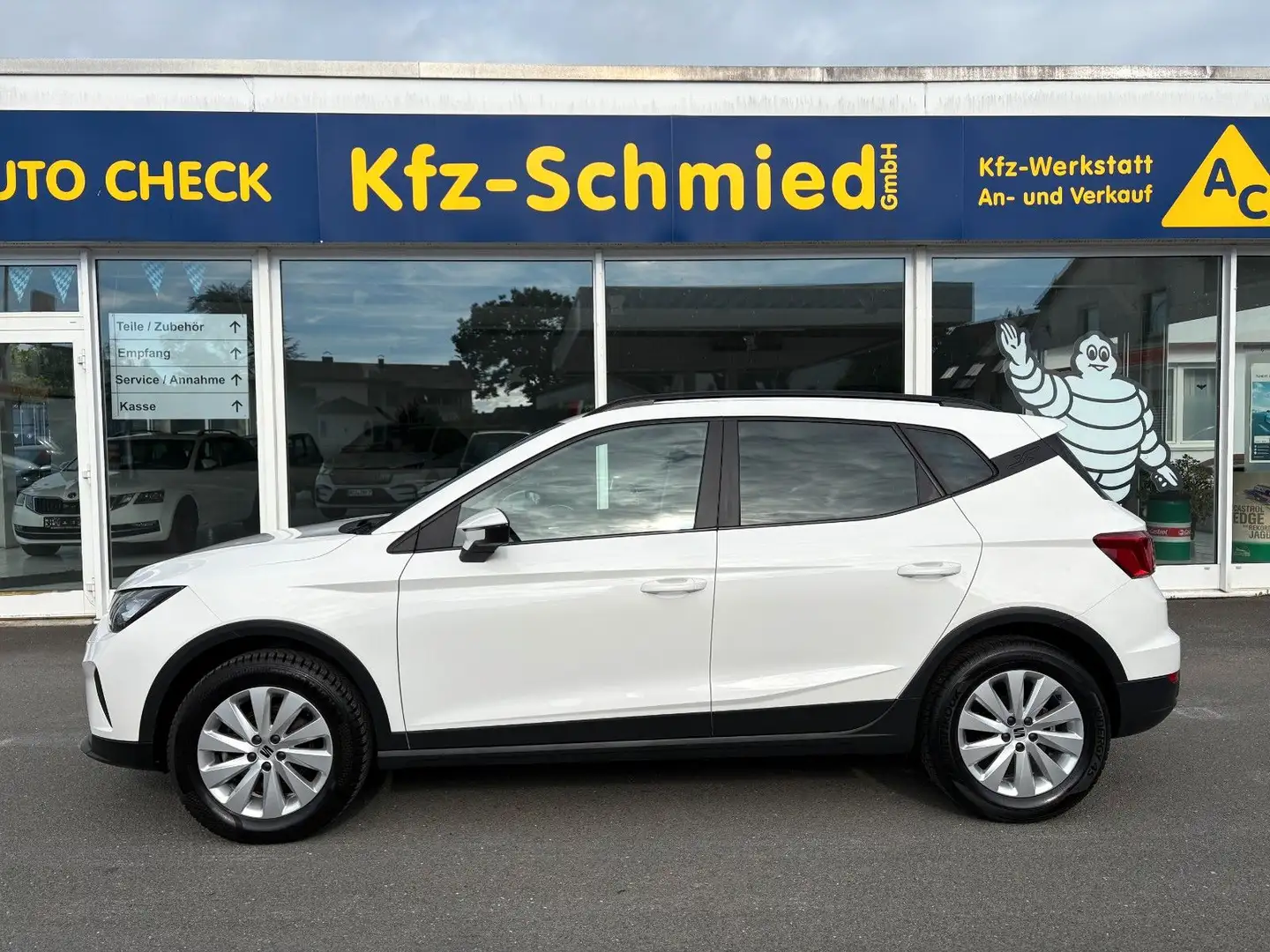 SEAT Arona Style | Klima | SHZ | PDC | EU6 Weiß - 2