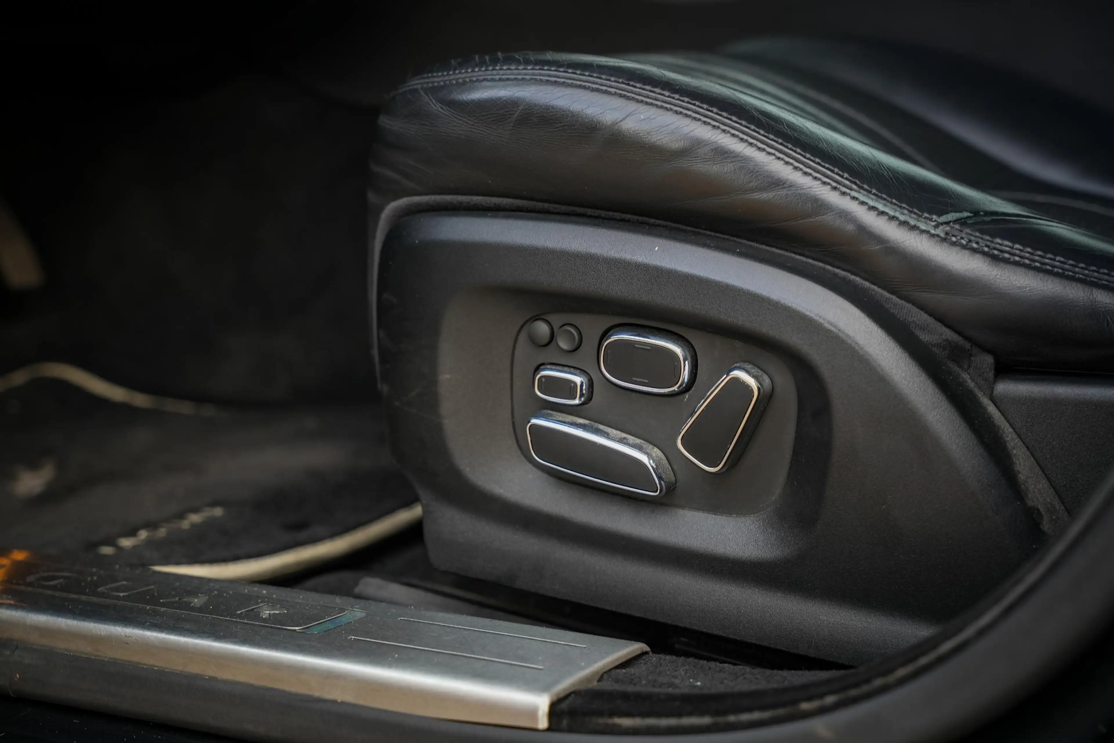 Jaguar XJ 3.0 V6D Portfolio Panodak Leer Navigatie Camera Cr — photo 26